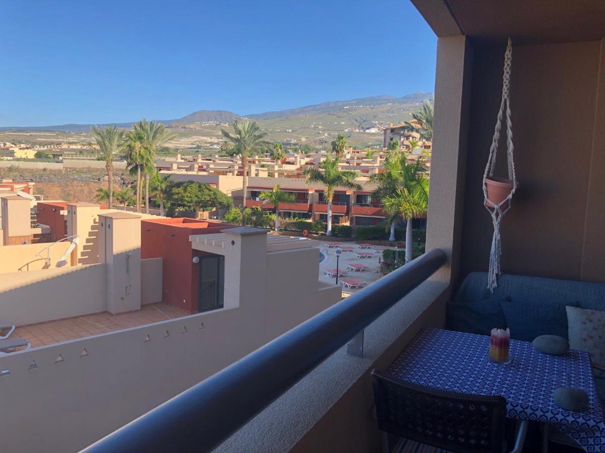2 Bedroom With Parking, Wifi, Views & Heated Pool Playa Paraiso  Exterior photo