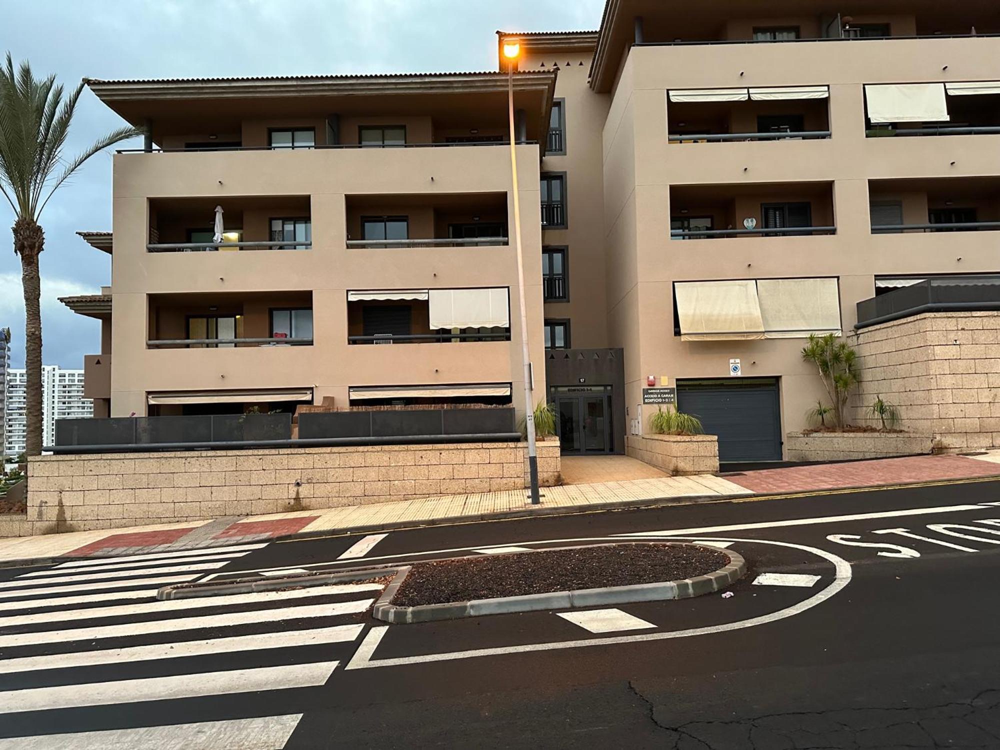 2 Bedroom With Parking, Wifi, Views & Heated Pool Playa Paraiso  Exterior photo